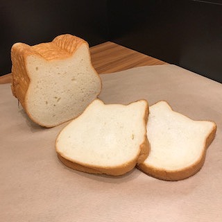 s-ネコ食パン　パン
